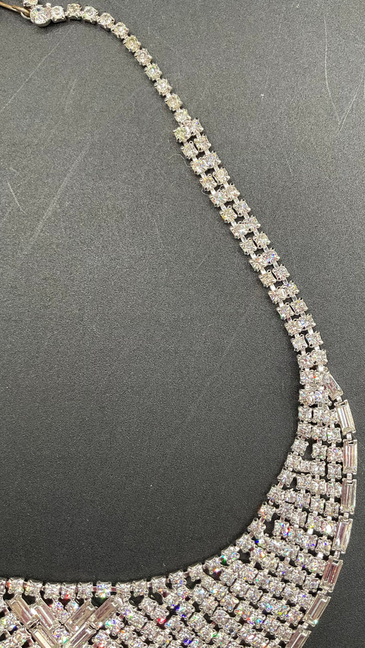Vintage Weiss Clear Crystal Bibb Choker Necklace
