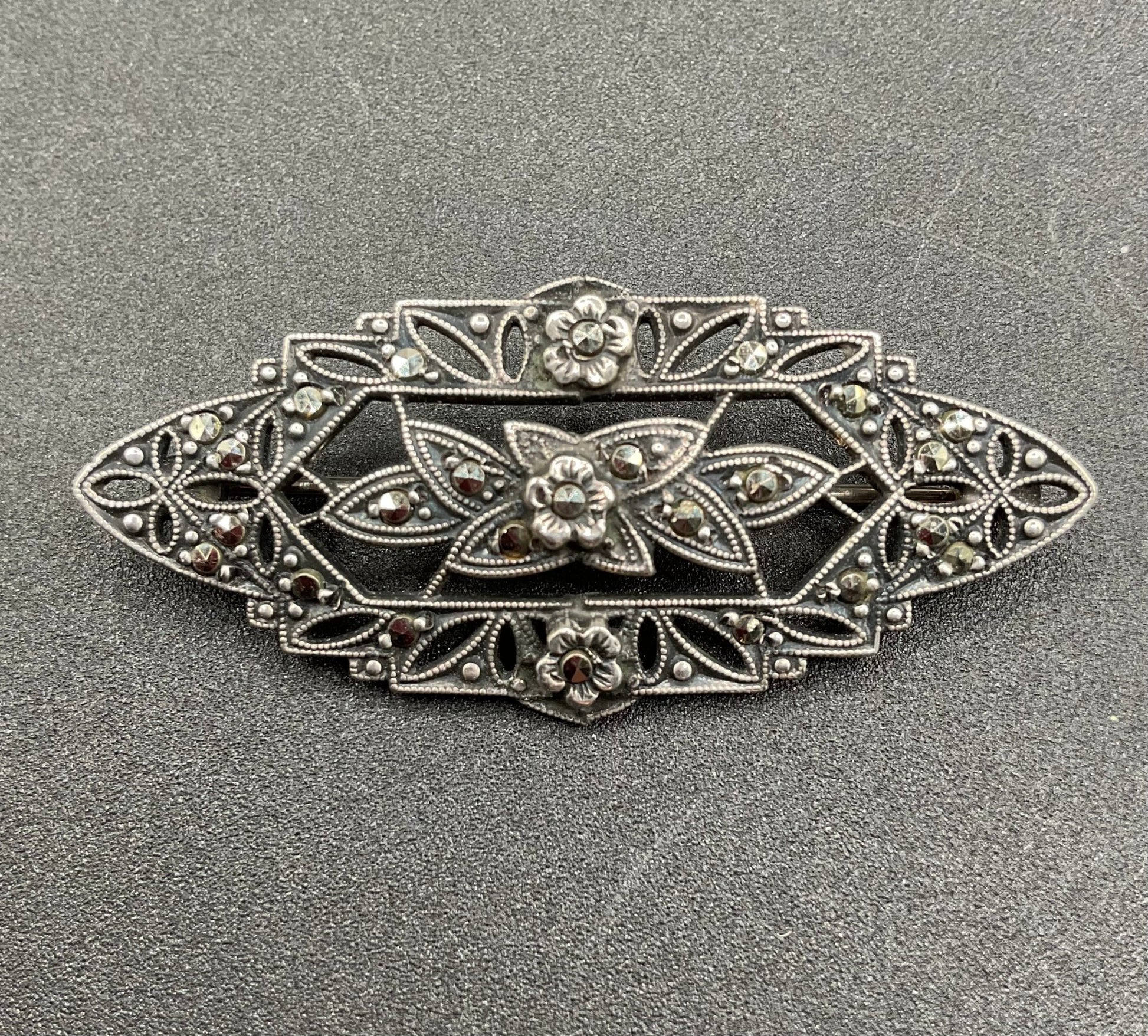 Black Dog VintageArt Deco Marcasite Sterling Silver Brooch - Black Dog Vintage