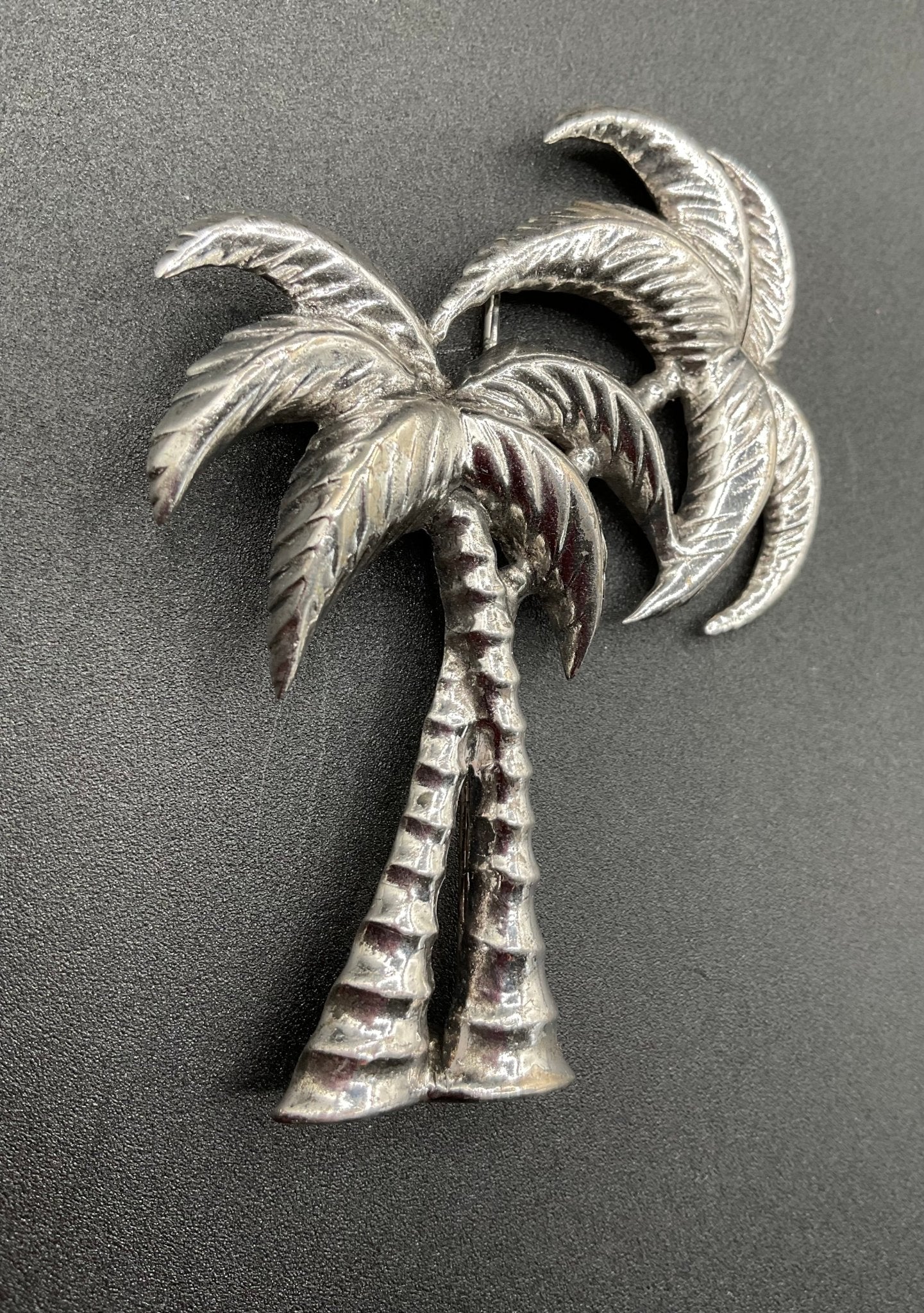 Black Dog VintageArt Deco Vintage Sterling Silver Palm Tree Brooch - Black Dog Vintage
