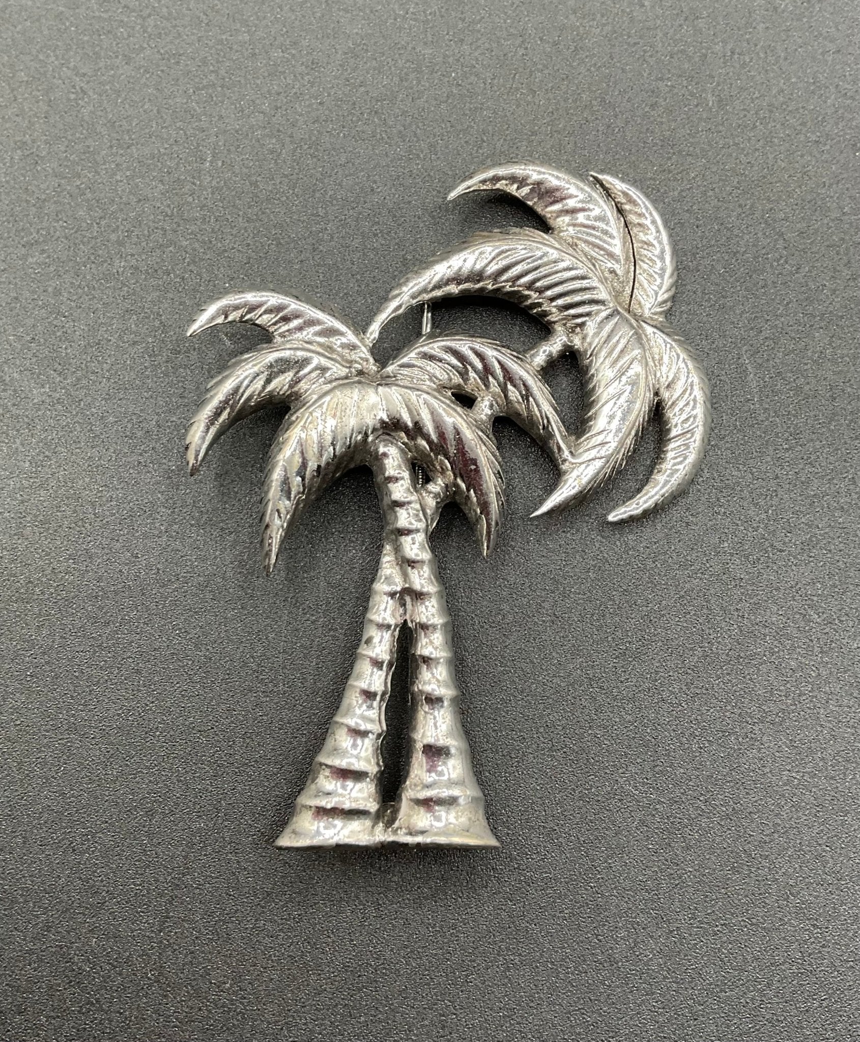 Black Dog VintageArt Deco Vintage Sterling Silver Palm Tree Brooch - Black Dog Vintage