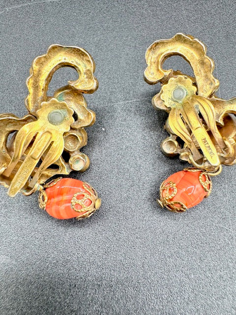 Vintage Unsigned Amethyst and Uranium Glass- Coral Glass - Gold Tone Necklace and Earring set