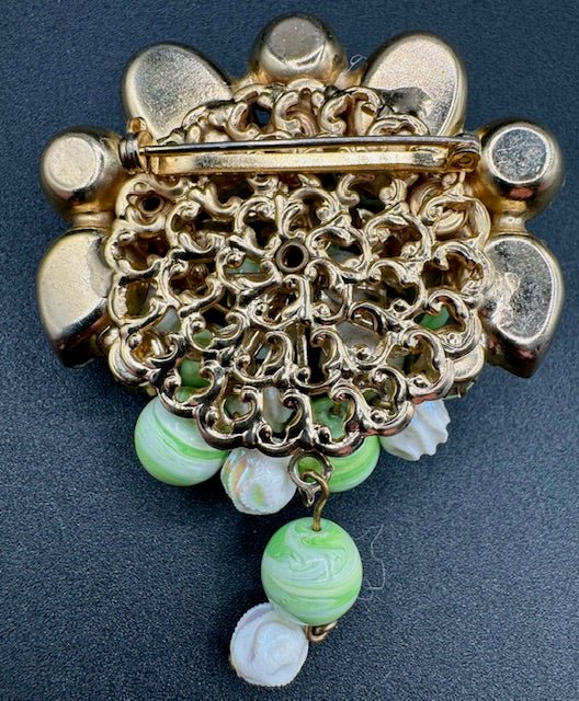 UnmarkedVintage Green And White Cluster Brooch With Givre Stones And Dangle Haskell Style - Black Dog Vintage