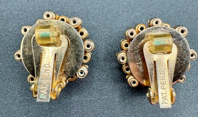 unsignedVintage 1960’s Amber AB Huggie Clip Earrrings - Unsigned - Black Dog Vintage