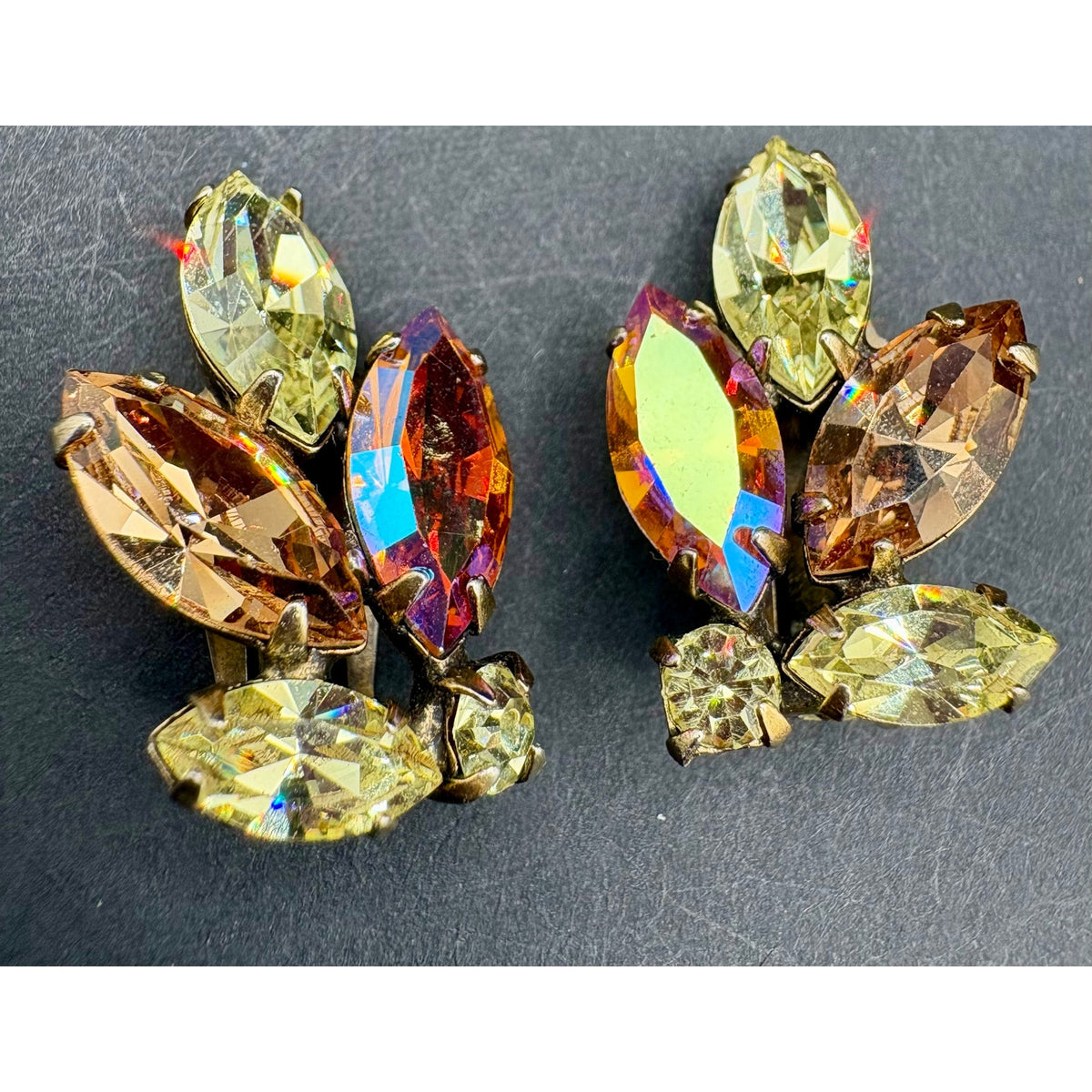 Vintage Signed Regency Rhinestone Brooch And Earrings Set