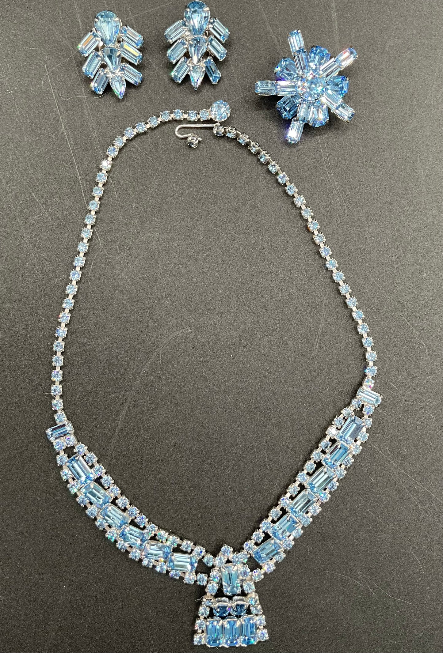 Unsigned 1950s Blue Rhinestone Necklace, Earrings, and Brooch Set
