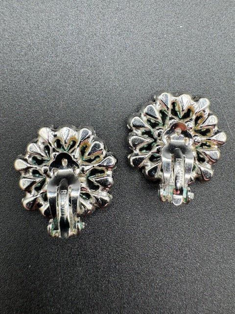 B. DavidB. David Vintage Pink AB And Clear Round Brooch and Earrings Set - Black Dog Vintage