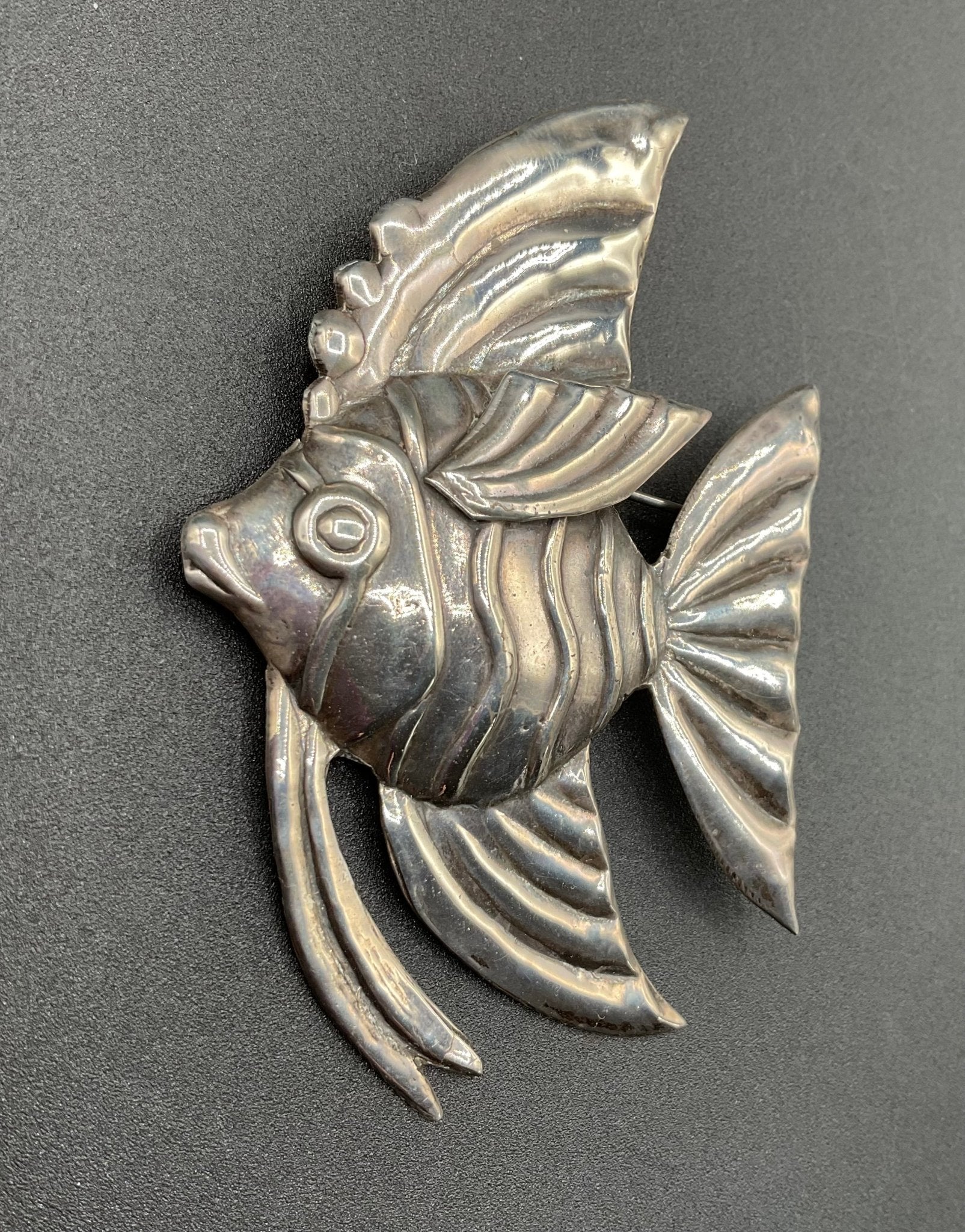 Black Dog VintageArt Deco Mexico Sterling Silver Angel Fish Brooch - Black Dog Vintage