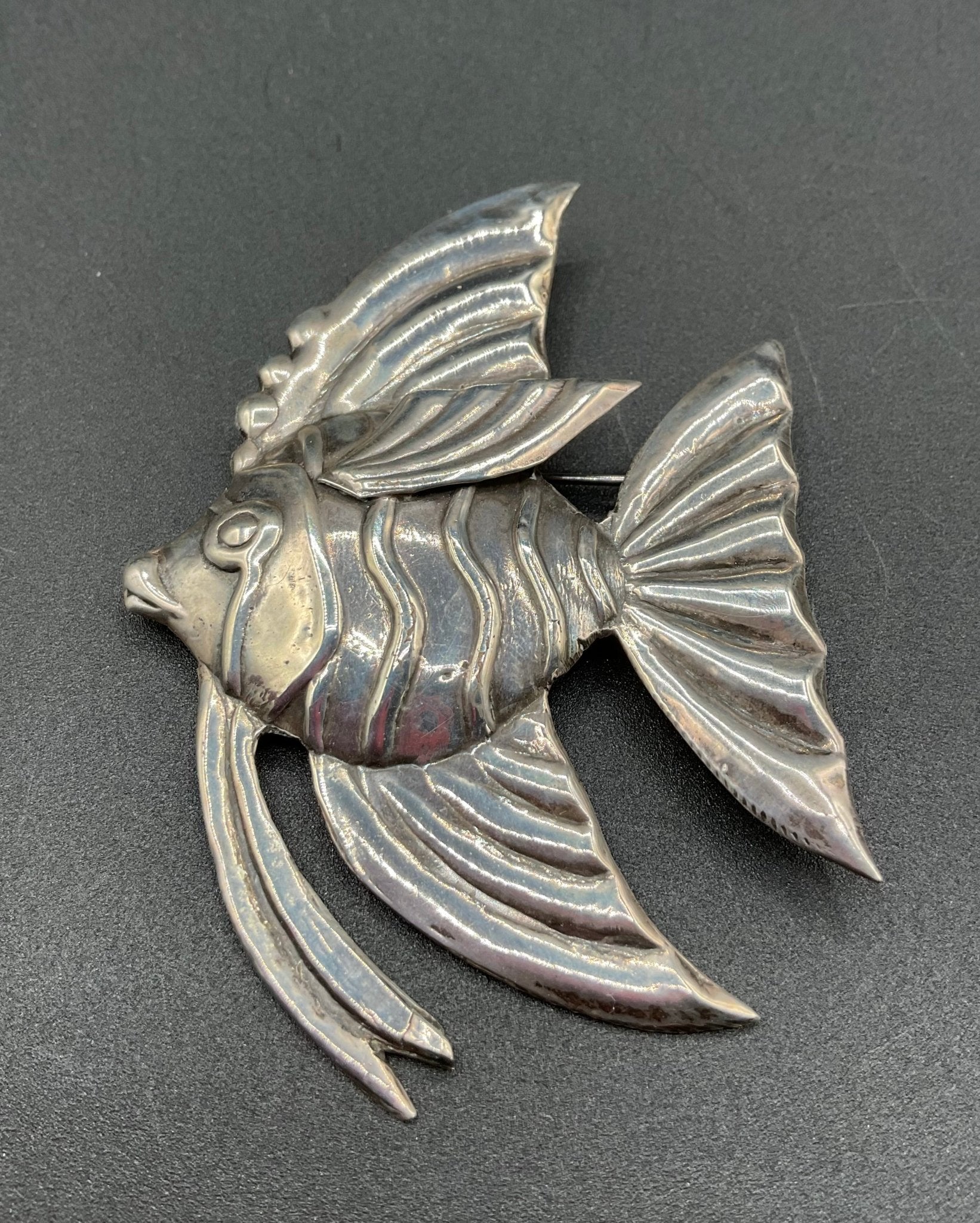 Black Dog VintageArt Deco Mexico Sterling Silver Angel Fish Brooch - Black Dog Vintage