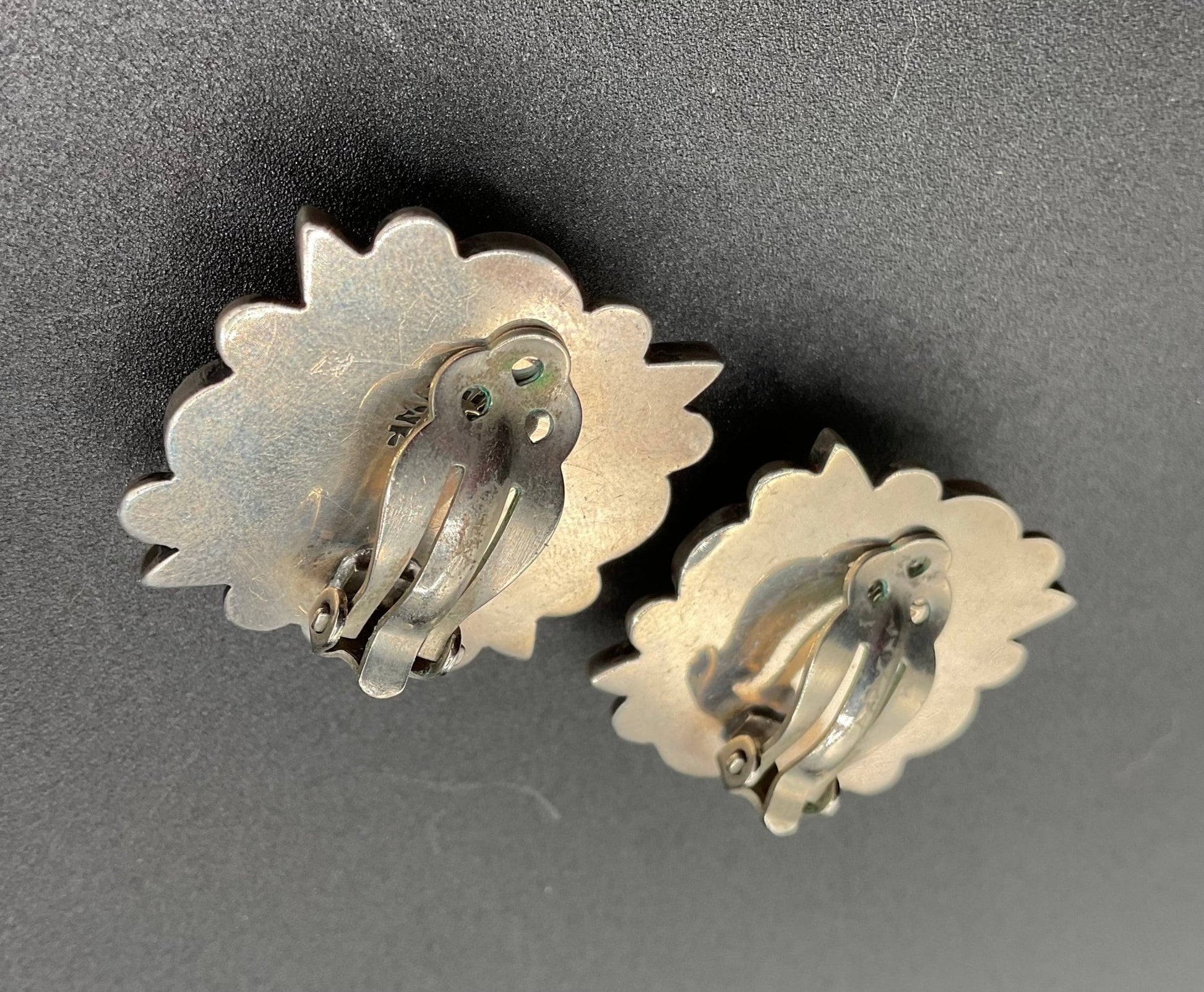 Black Dog VintageArt Deco Sterling Silver Taxco Mexico Star Earrings - Black Dog Vintage
