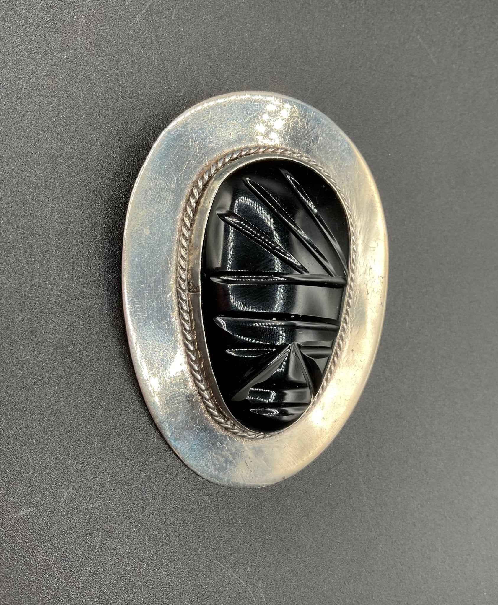 Black Dog VintageArt Deco Vintage Sterling Silver Mexican Mask Brooch - Black Dog Vintage