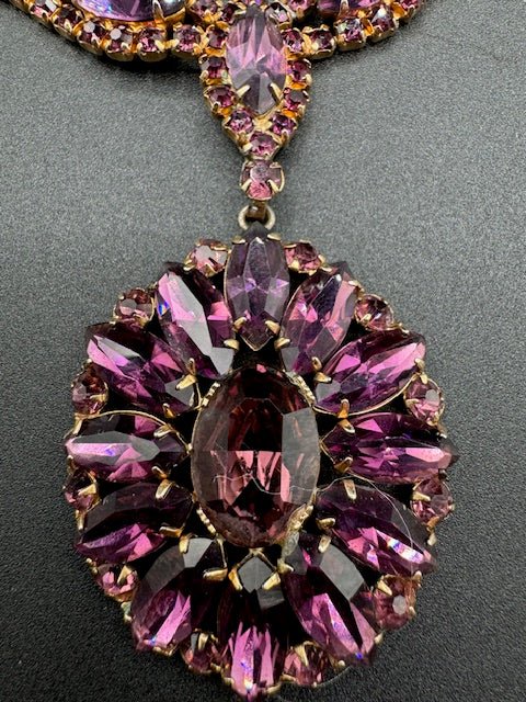 CzechCzech? Amethyst Crystal Vintage Statement Pendant Necklace Choker - Black Dog Vintage