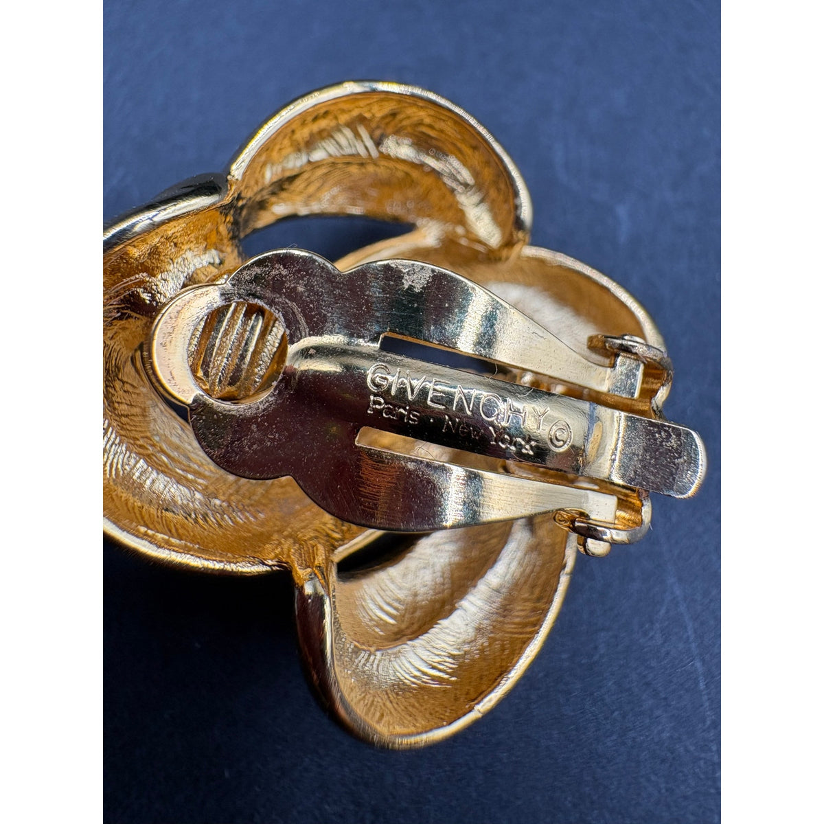 Vintage Givenchy Paris New York Gold Tone Knot Clip On Earrings
