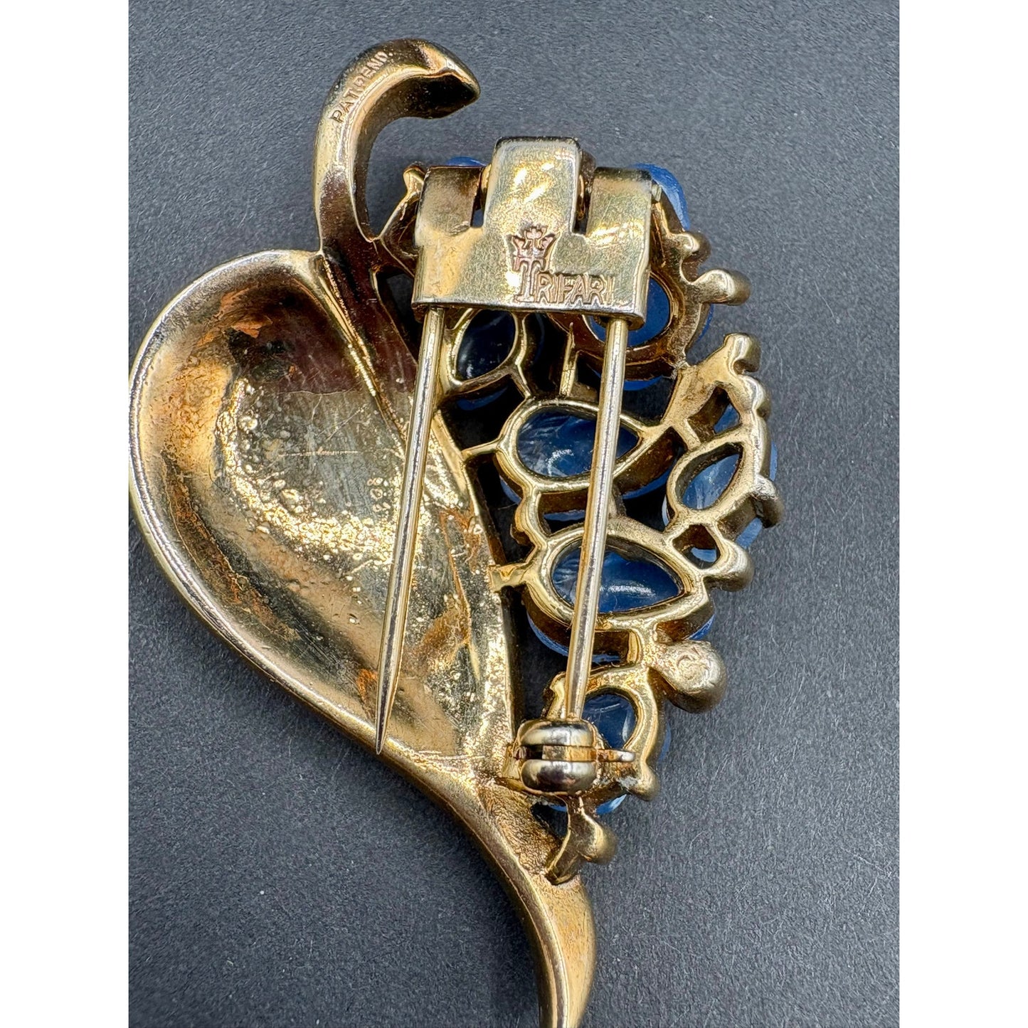 Vintage Crown Trifari Pat Pend Blue Fruit Salad Flora Leaf Fur Clip Alfred Philippe