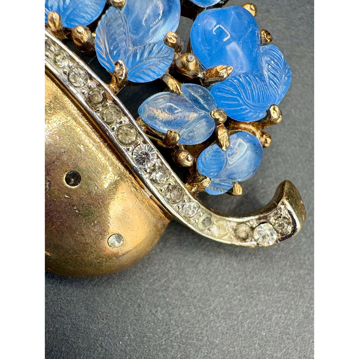 Vintage Crown Trifari Pat Pend Blue Fruit Salad Flora Leaf Fur Clip Alfred Philippe