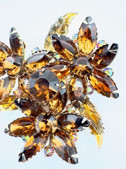 Judy LeeVintage Unsigned Beau Jewels / Judy Lee Topaz Brooch and Earrings Set - Black Dog Vintage
