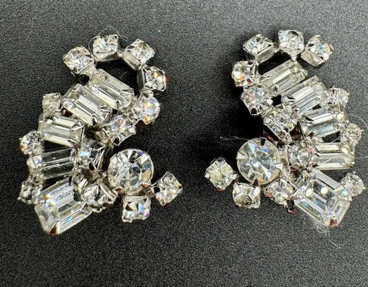 kramerVintage Kramer Clear Crystal Rhinestone Swirl Clip Earrings - Black Dog Vintage