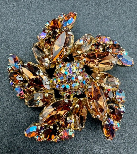 ShermanSherman AB Topaz Crystal Rhinestone Vintage Pinwheel Star Brooch - Beautiful! - Black Dog Vintage
