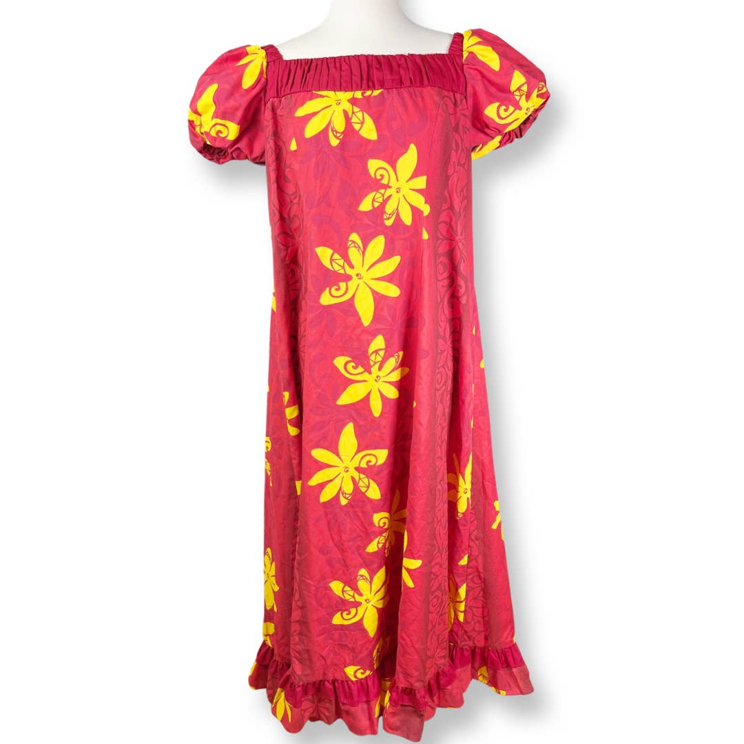 CC Fashions HawaiiVintage Plus Size Red and Yellow Hawaiian Dress With Puff Sleeves and Train - Black Dog Vintage