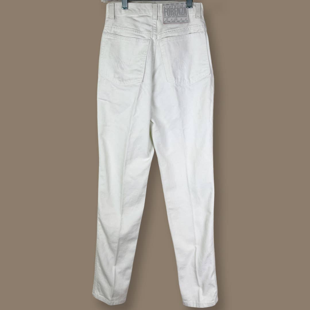 ForenzaForenza Vintage White Jeans - 100% Cotton White Tapered Jeans - Hi Rise - Black Dog Vintage