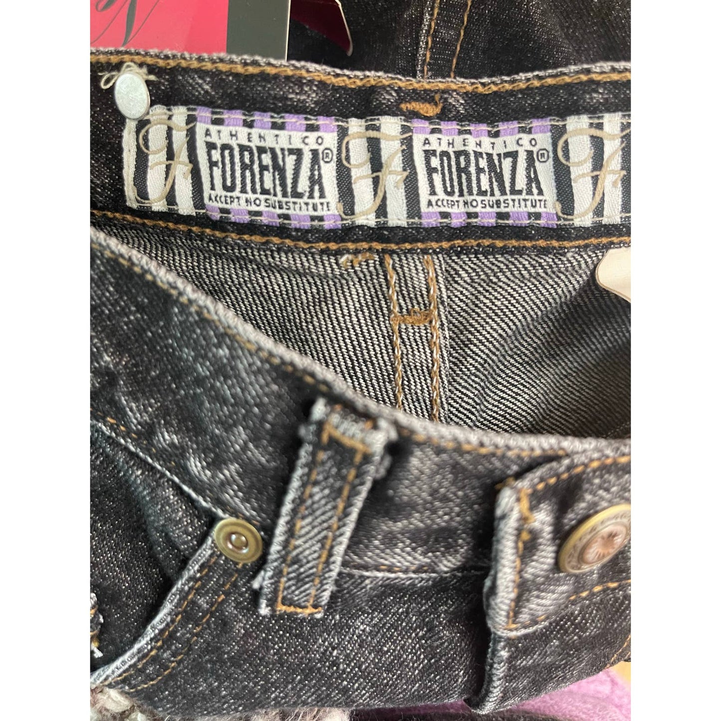 ForenzaVintage 1980's Deadstock Forenza Classico Nero - Black - Jeans - Mom Jeans Size 4 - Black Dog Vintage