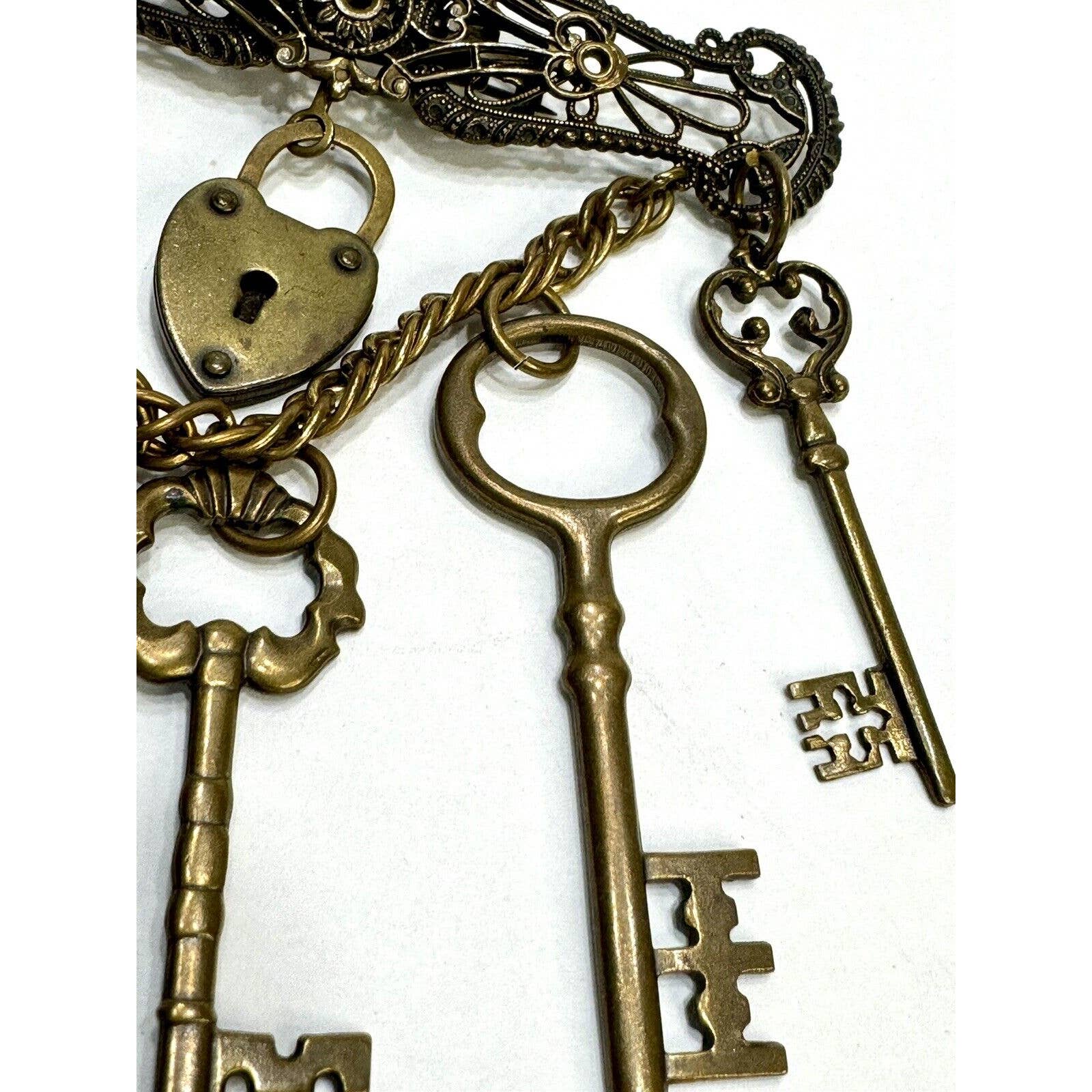 Jan MichaelsSteampunk Keys To My Heart Dangle Brooch Pin by Jan Michaels - Black Dog Vintage