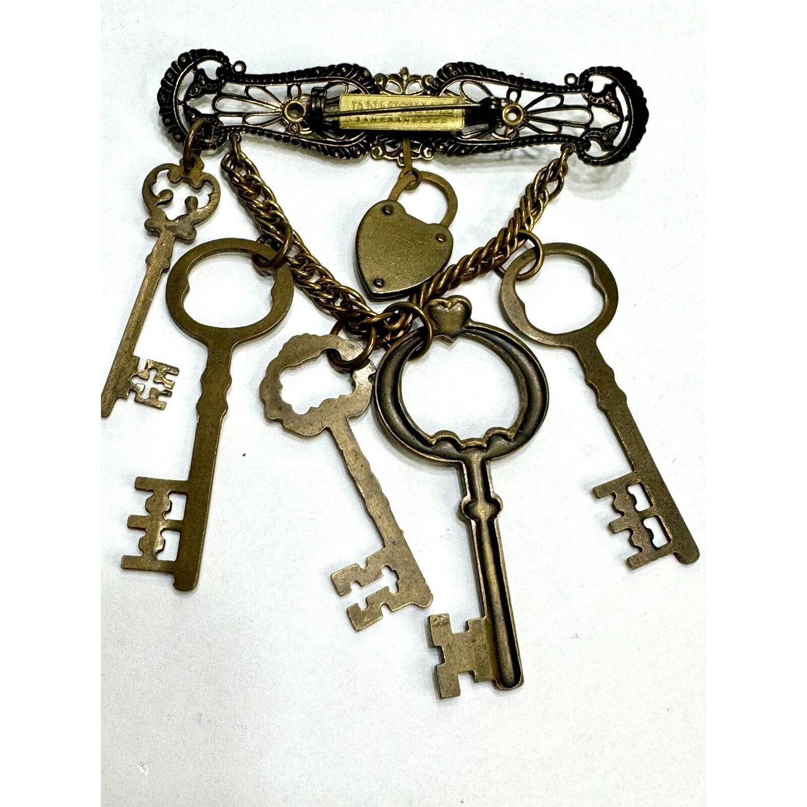 Jan MichaelsSteampunk Keys To My Heart Dangle Brooch Pin by Jan Michaels - Black Dog Vintage