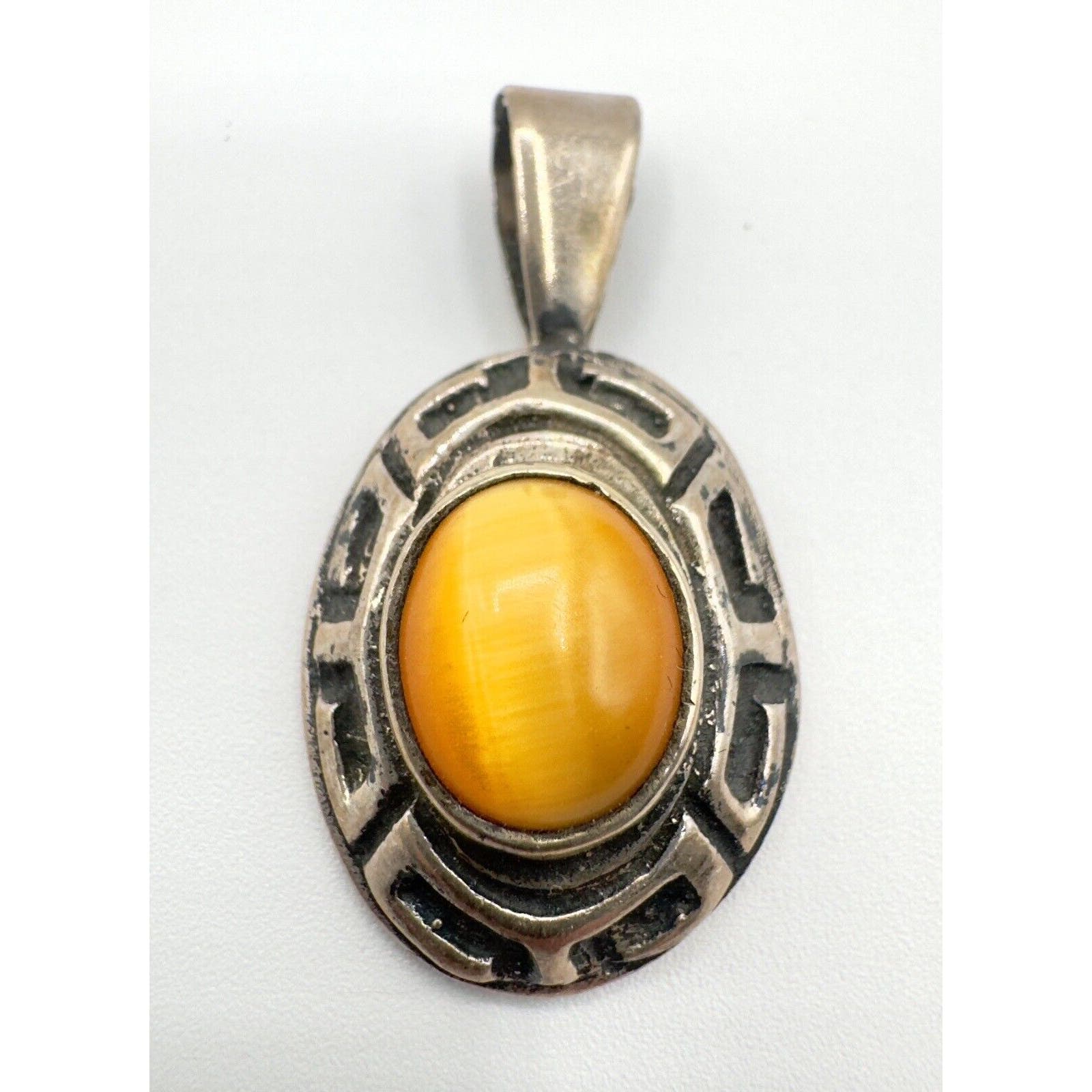 UnbrandedSterling Silver Pendant With Moonglow Glass Cabochon. Unmarked Tested 1.5”x.75” - Black Dog Vintage