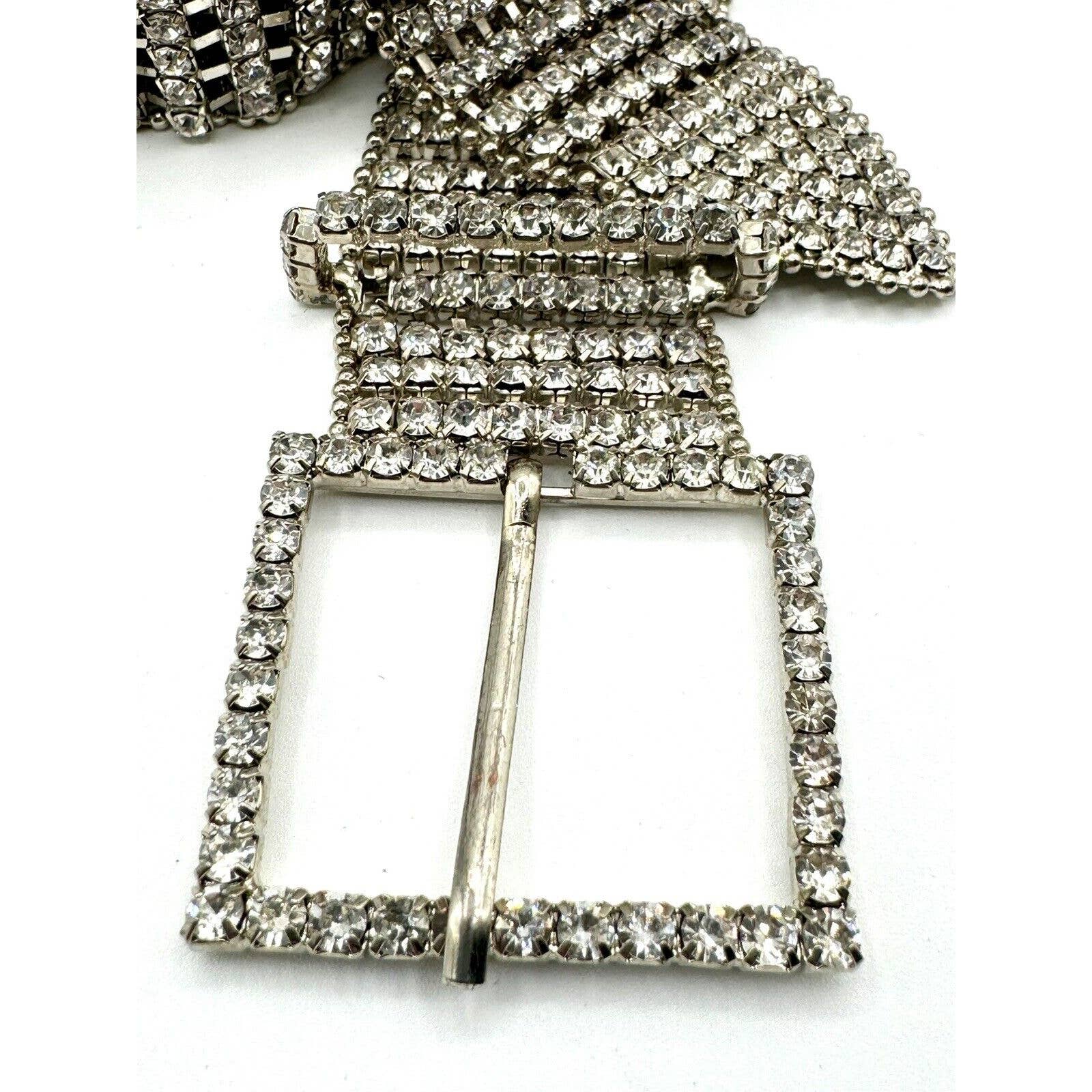 UnbrandedVtg Rhinestone Belt Eight Row Prong Set Rhinestones Chain Link LARGE 48” Silver - Black Dog Vintage