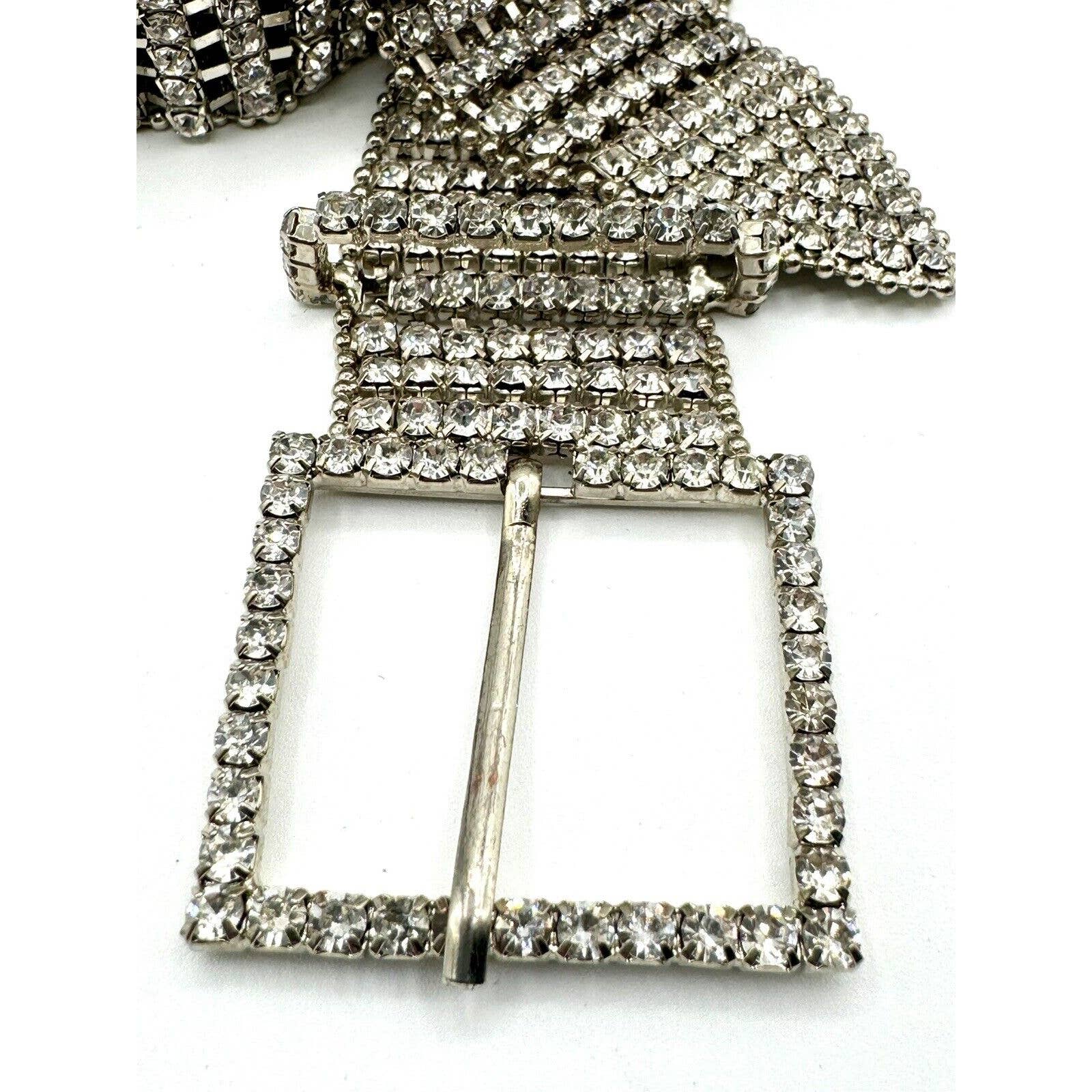 Unbranded Vtg Rhinestone Belt Eight Row Prong Set Rhinestones Chain Link  LARGE 48” Silver – Black Dog Vintage